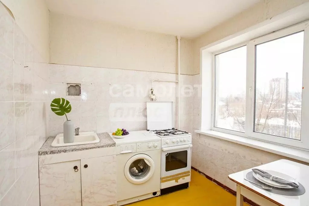 1-к кв. Омская область, Омск ул. Арнольда Нейбута, 64 (33.0 м) - Фото 1