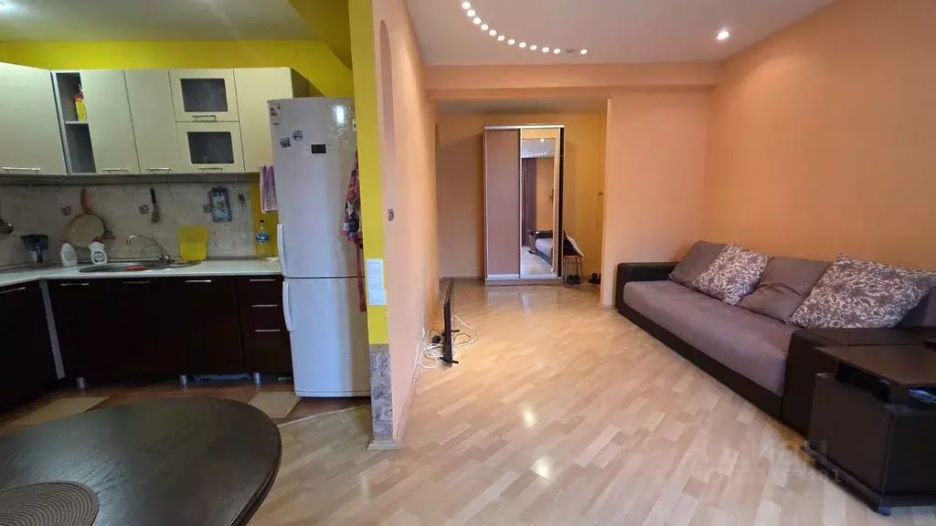 2-к кв. Свердловская область, Екатеринбург ул. Свердлова, 66 (59.0 м) - Фото 2