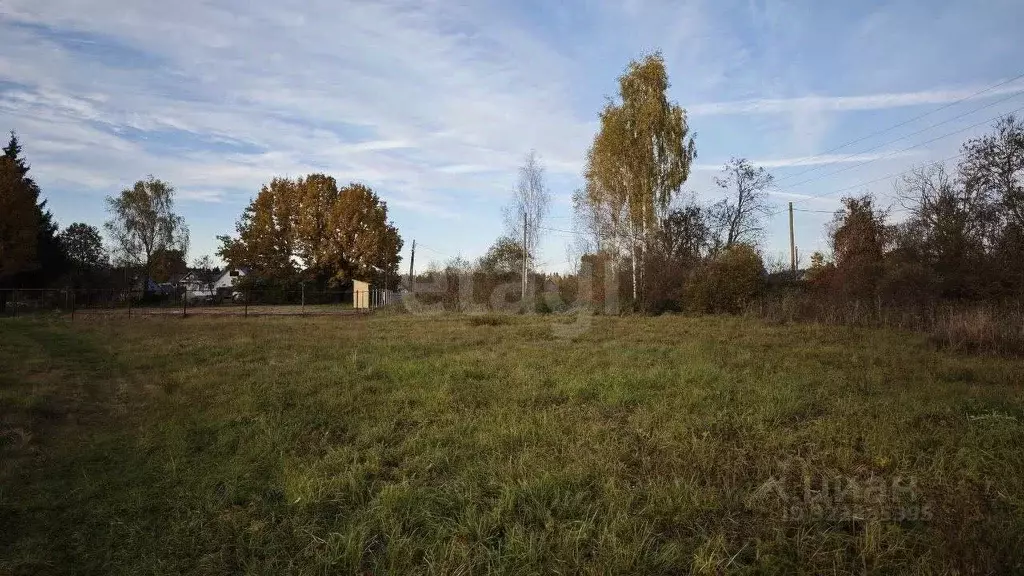Участок в Ленинградская область, Киришский район, Пчевжинское с/пос, ... - Фото 1