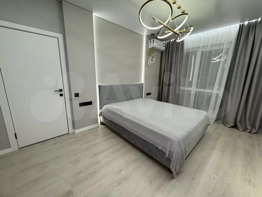 3-к. квартира, 70 м, 18/23 эт. - Фото 0