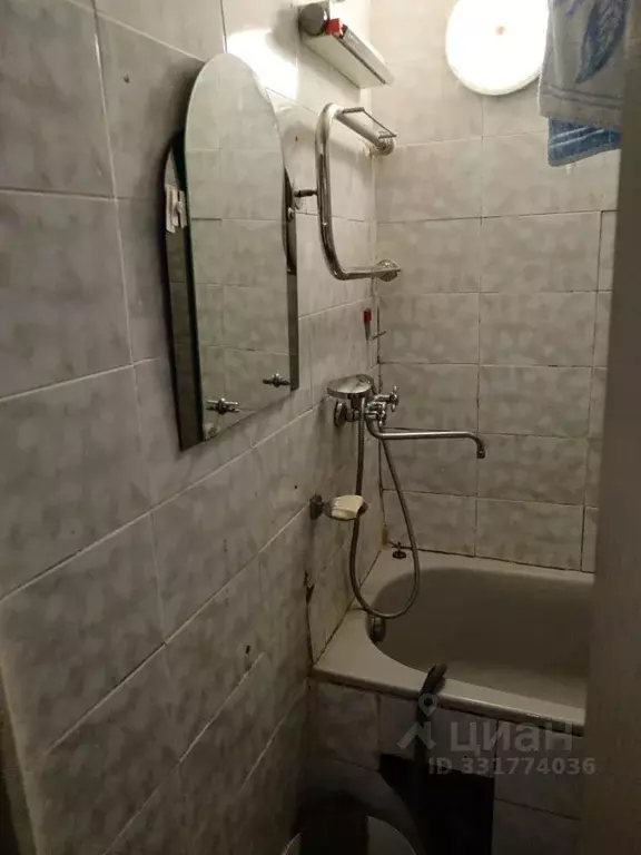Комната Москва ул. Кухмистерова, 14 (16.0 м) - Фото 1
