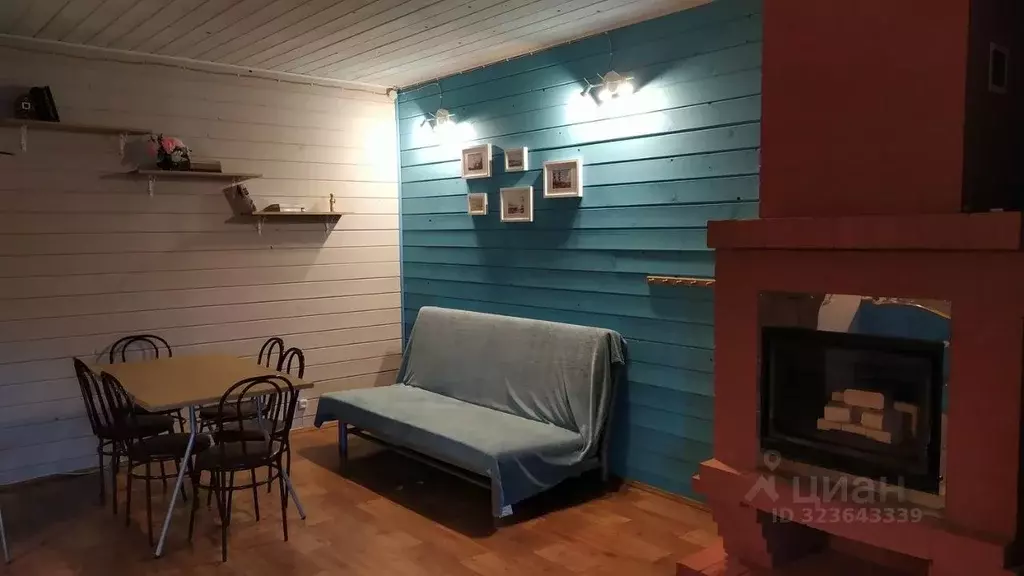 Дом в Ленинградская область, Приозерск А-121 Сортавала, 121-й км (100 ... - Фото 1