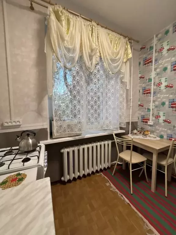 1-к. квартира, 36 м, 1/3 эт. - Фото 0