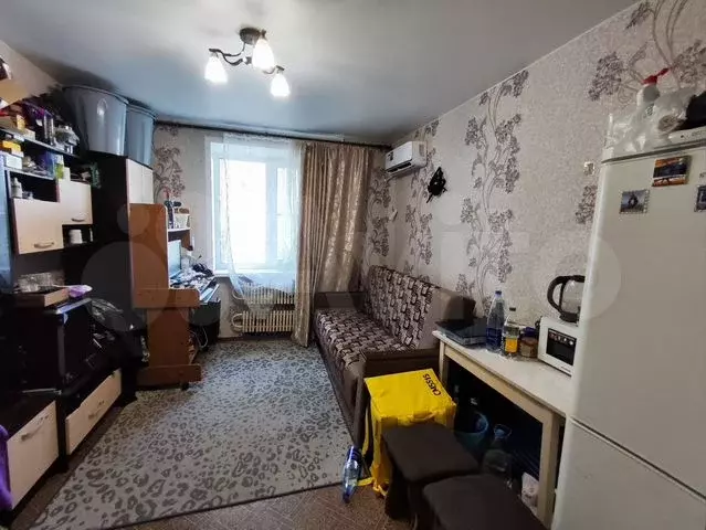 Комната 12,2 м в 8-к., 4/9 эт. - Фото 0