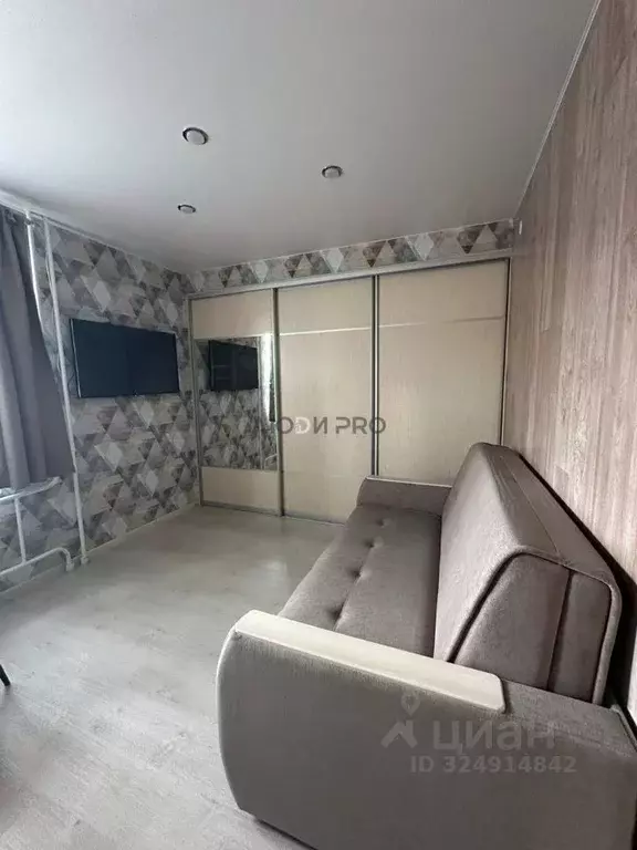 1-к кв. Кировская область, Киров ул. Мостовицкая, 7 (39.5 м) - Фото 2