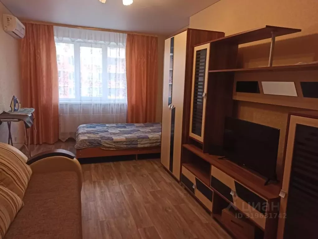 1-к кв. Воронежская область, Воронеж ул. Челюскинцев, 101Б (42.0 м) - Фото 0