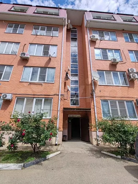 1-к. квартира, 42 м, 3/5 эт. - Фото 0