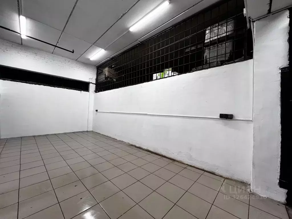 Гараж в Москва ул. Академика Волгина, 21 (17 м) - Фото 1