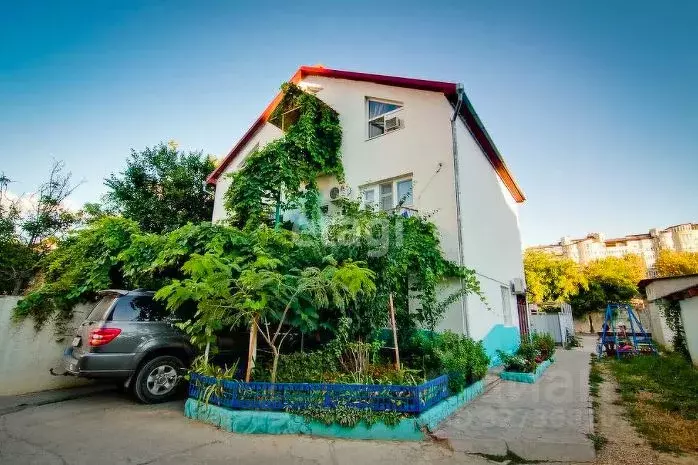 Дом в Краснодарский край, Анапа Терская ул., 229 (220 м) - Фото 1