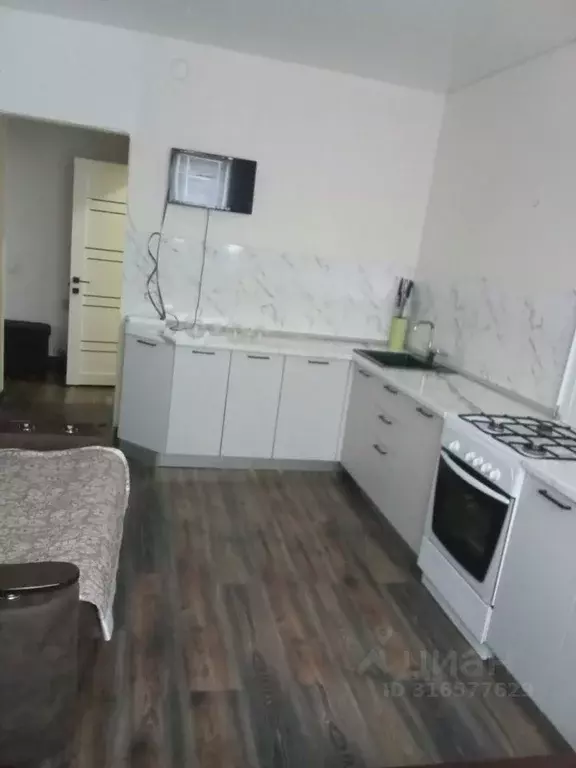 1-к кв. Кабардино-Балкария, Баксан ул. Шукова (44.0 м) - Фото 0