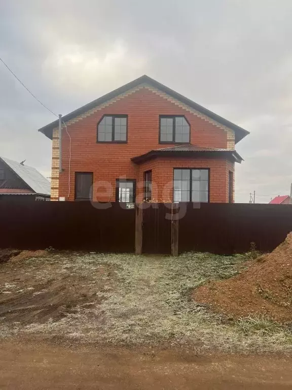 Дом в Башкортостан, Кушнаренковский сельсовет, с. Тарабердино ул. ... - Фото 1