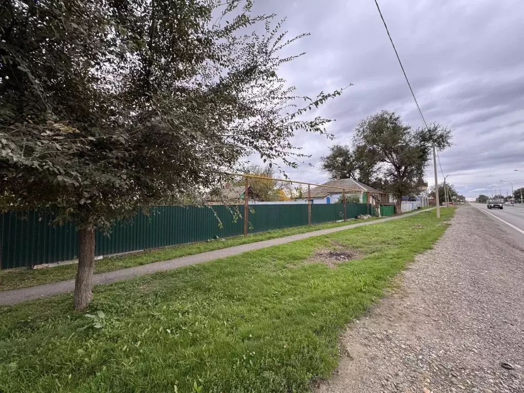 Дом в Ставропольский край, Апанасенковский муниципальный округ, с. ... - Фото 2