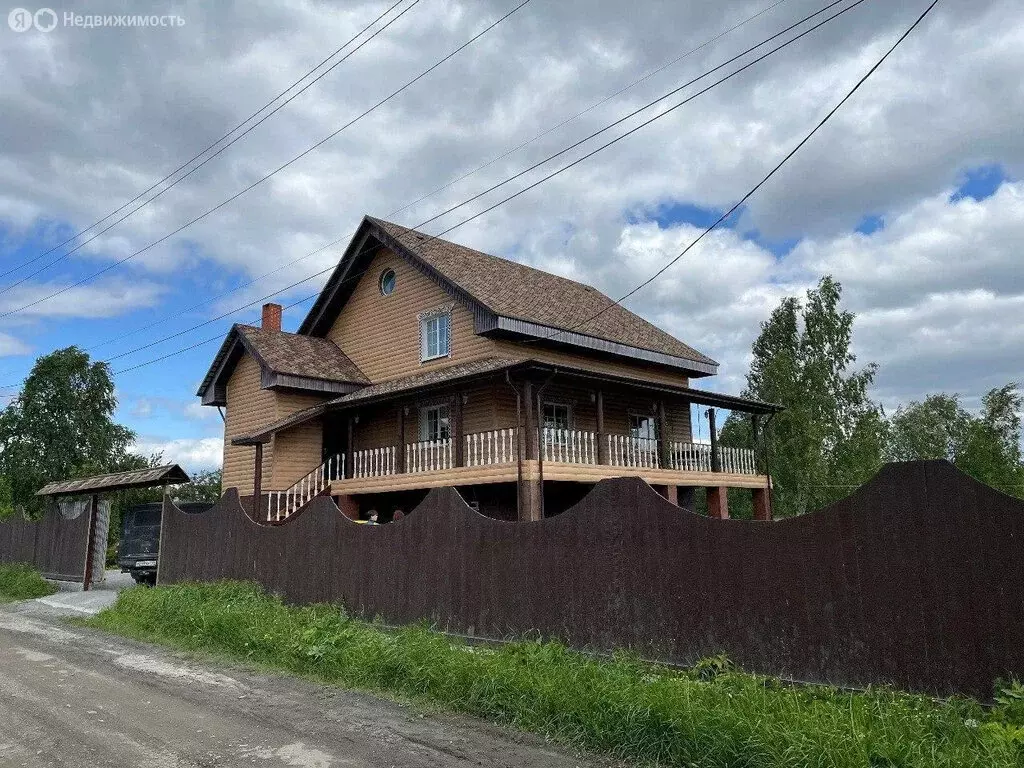 Дом в Свердловская область, муниципальное образование Екатеринбург, ... - Фото 1