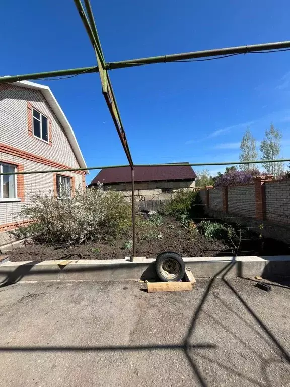 Дом в Оренбургская область, Ясный Целинная ул., 2 (176 м) - Фото 1