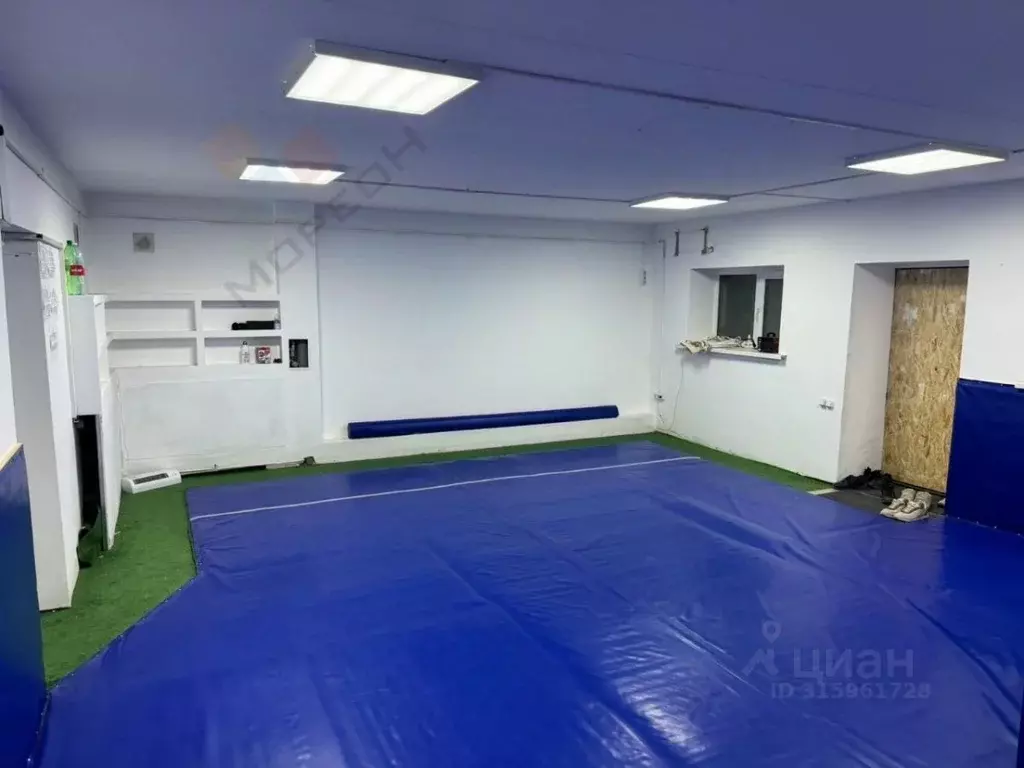 Помещение свободного назначения в Краснодарский край, Краснодар пос. ... - Фото 0