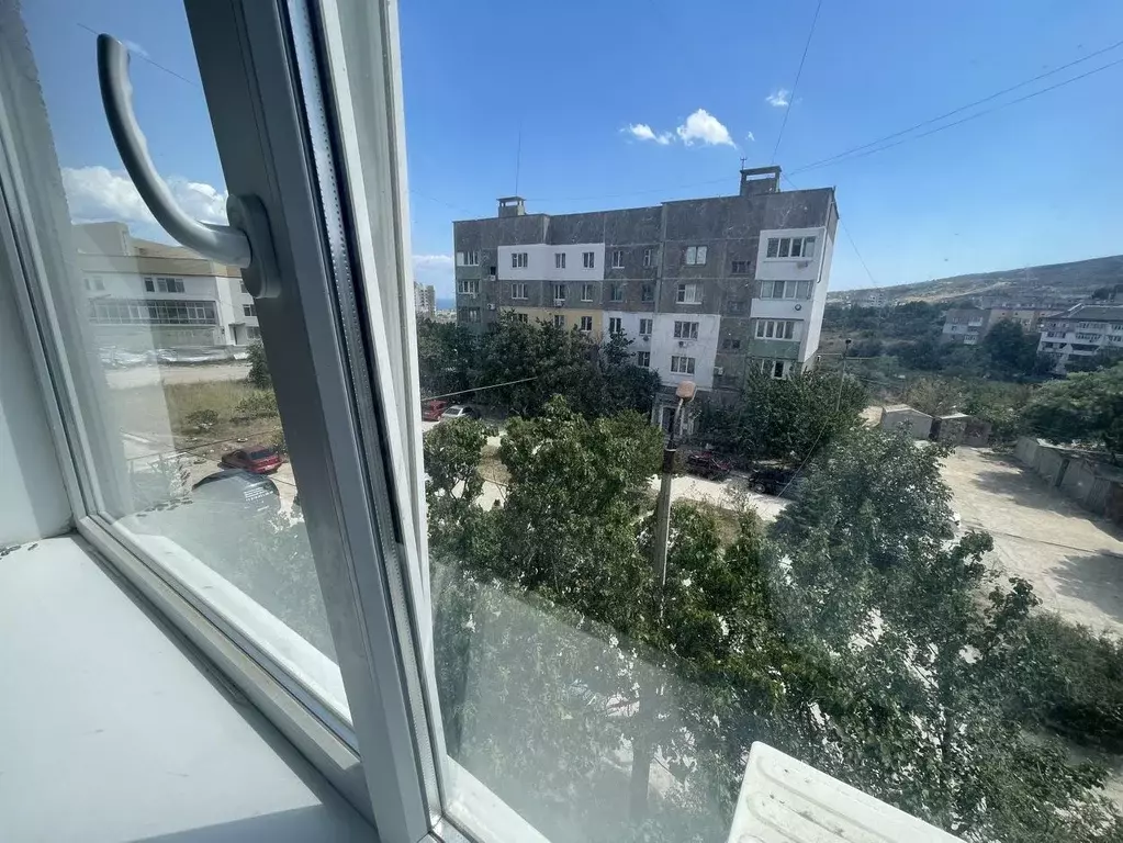 1-к кв. Крым, Феодосия ул. Челнокова, 108 (37.3 м) - Фото 1