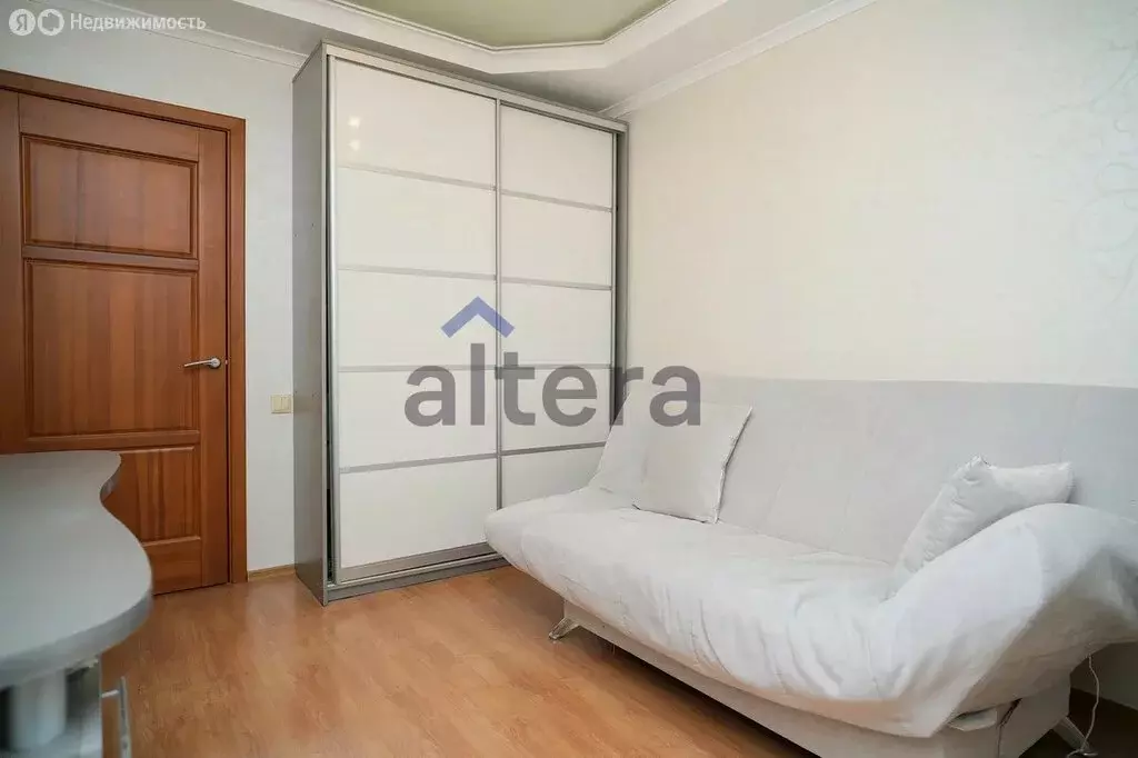 3-комнатная квартира: Казань, улица Рихарда Зорге, 88 (67 м) - Фото 2