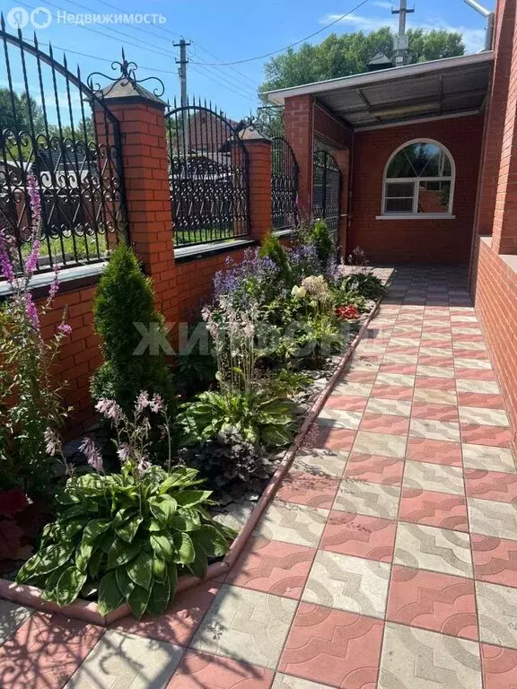 Дом в Элитный, Кленовая улица (353.1 м) - Фото 2