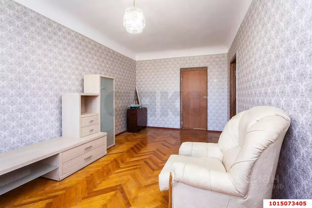 3-к кв. Краснодарский край, Краснодар Новороссийская ул. (62.8 м) - Фото 2