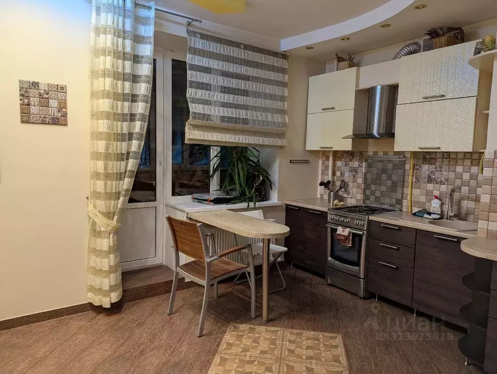 1-к кв. Татарстан, Казань ул. Шаляпина, 12 (57.0 м) - Фото 1