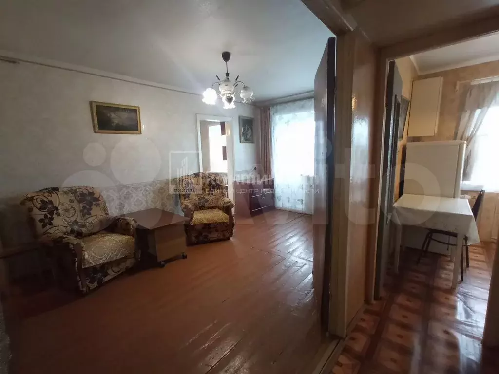 2-к. квартира, 42 м, 5/5 эт. - Фото 0