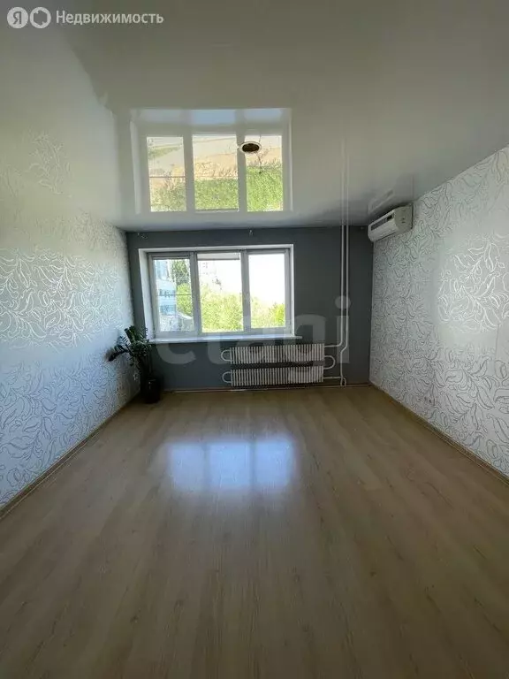 3-комнатная квартира: Волгоград, Кузнецкая улица, 65 (62 м) - Фото 0