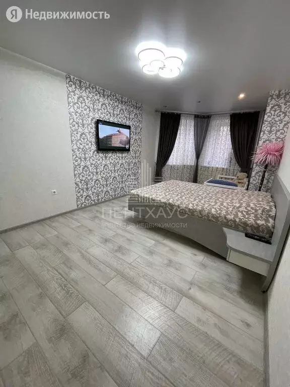2-комнатная квартира: Владимир, улица Мира, 2в (67.7 м) - Фото 1