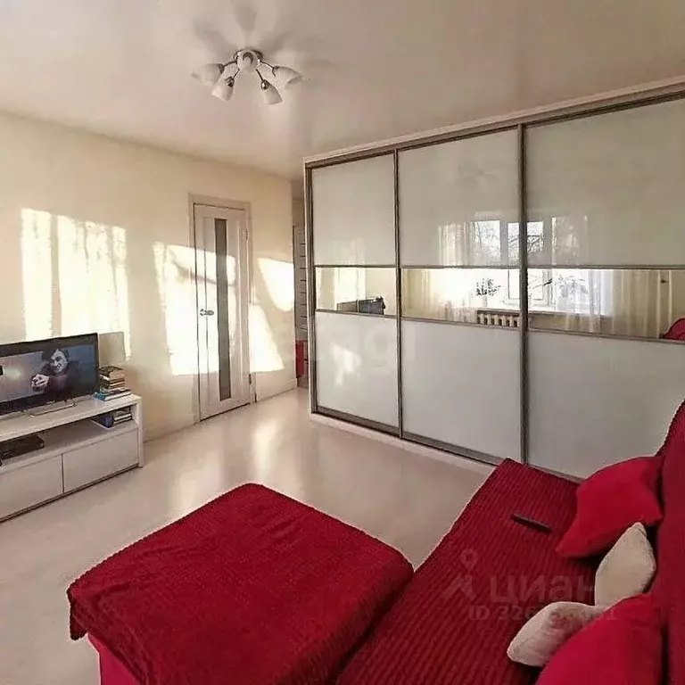 1-к кв. Пермский край, Пермь Сергинская ул., 38 (36.5 м) - Фото 2