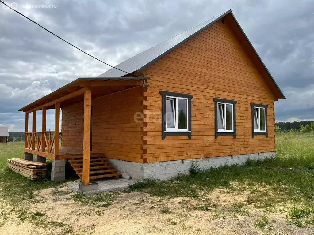 Дом в Уфимский район, Кирилловский сельсовет, деревня Кириллово (120 ... - Фото 1