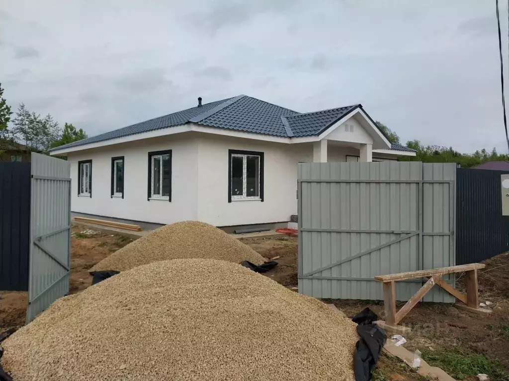 Дом в Воронежская область, Аннинский район, Васильевское с/пос, с. ... - Фото 2