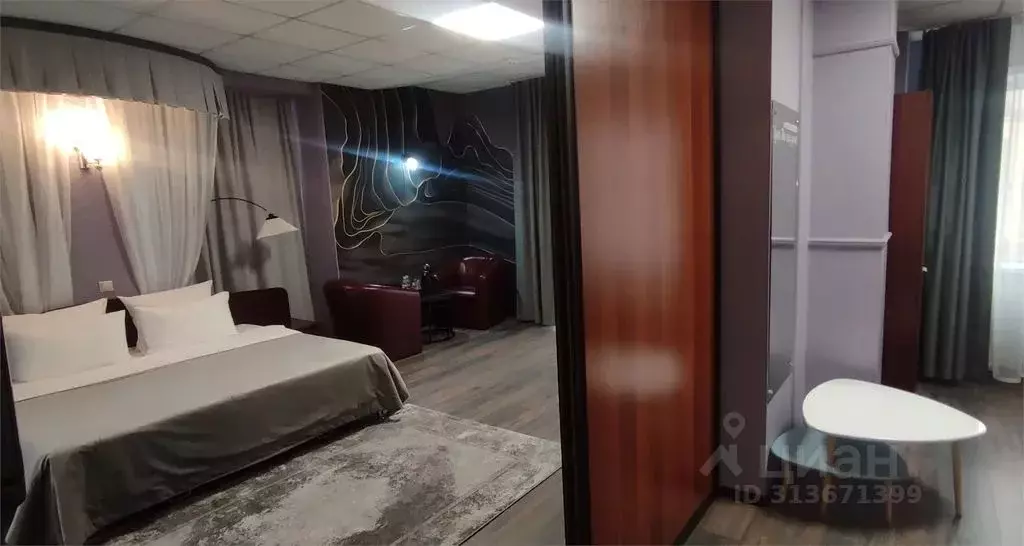 Комната Алтайский край, Барнаул ул. Короленко, 60 - Фото 2