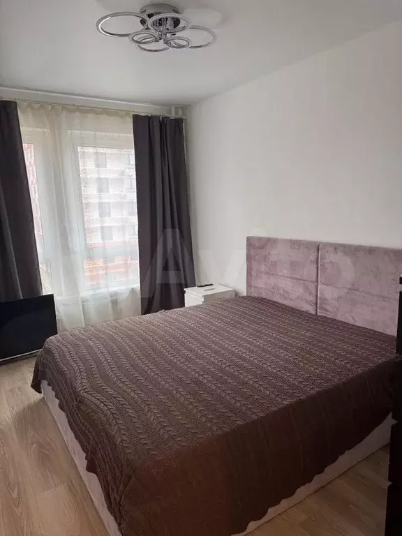 2-к. квартира, 40 м, 12/33 эт. - Фото 0