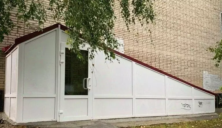 Помещение свободного назначения в Московская область, Истра ул. ... - Фото 1