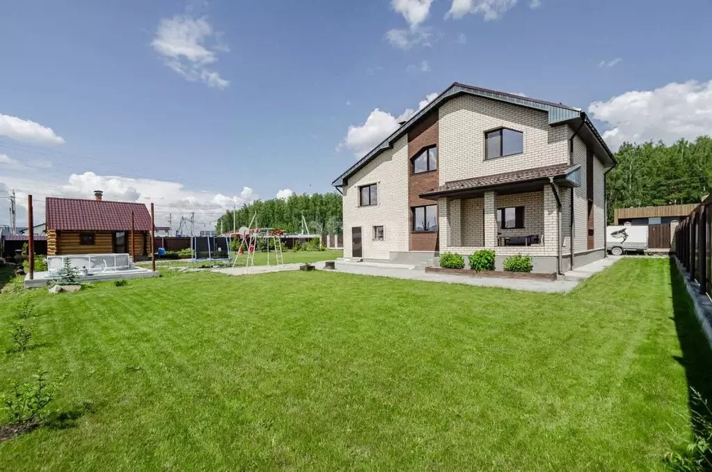 Дом в Свердловская область, Белоярский пгт ул. Лазурная, 34 (241 м) - Фото 1