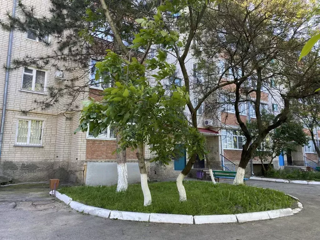 3-к кв. Краснодарский край, Лабинск ул. Богдана Хмельницкого, 107 ... - Фото 0