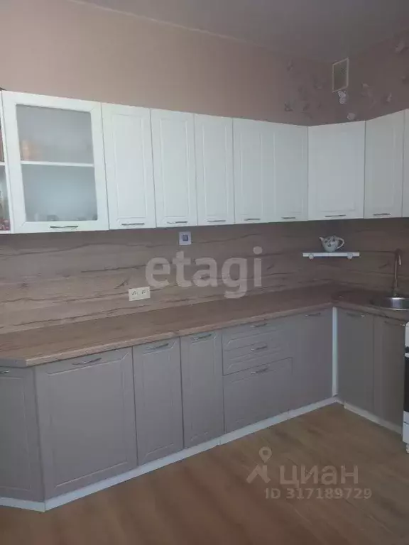 1-к кв. Краснодарский край, Горячий Ключ ул. Гоголя, 72 (43.0 м) - Фото 0