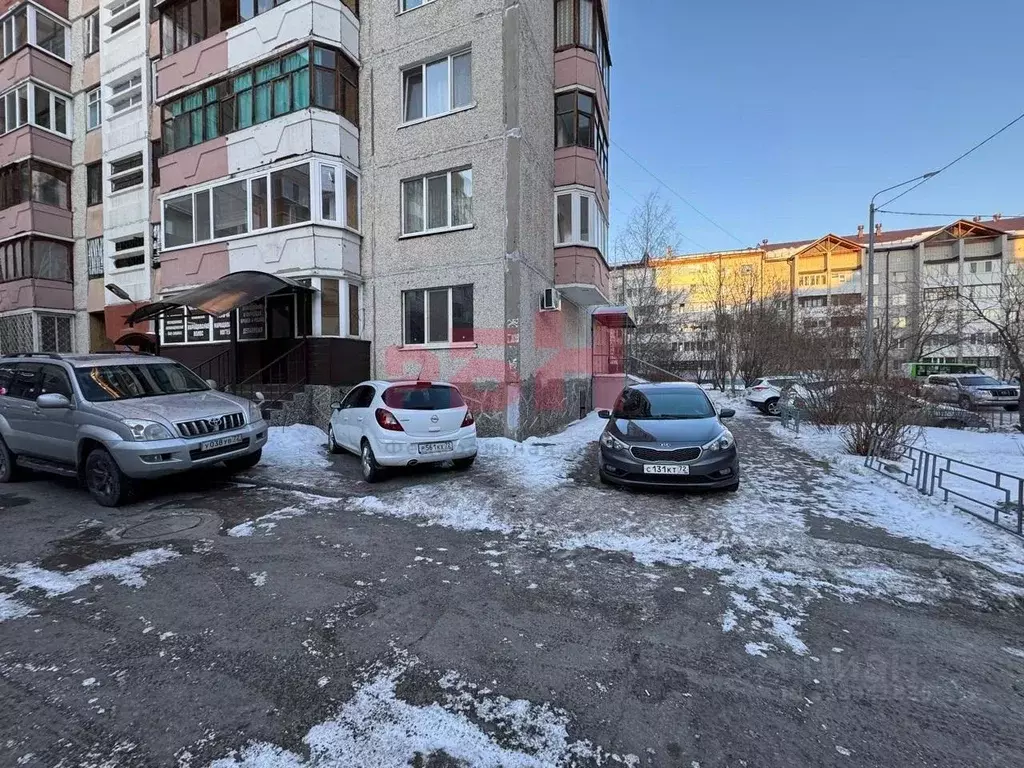 Помещение свободного назначения в Тюменская область, Тюмень ул. ... - Фото 2