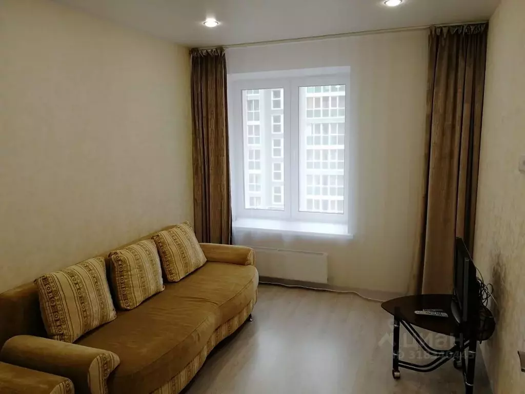 1-к кв. Татарстан, Казань ул. Фикрята Табеева, 3 (30.0 м) - Фото 1