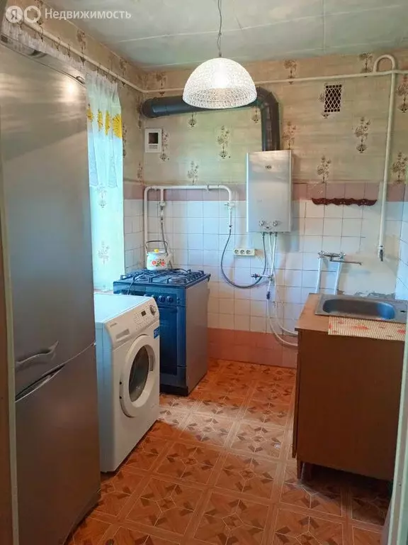 4-комнатная квартира: Новочеркасск, улица Энгельса, 51 (63 м) - Фото 1