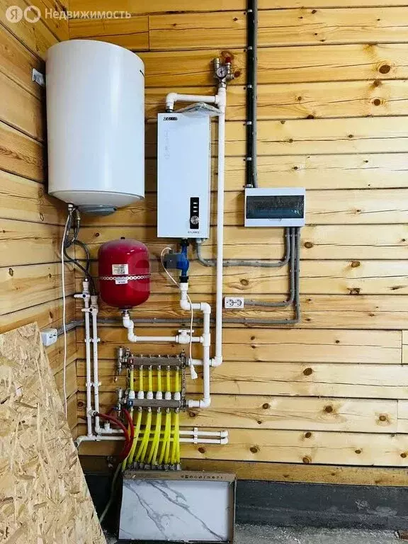 Дом в село Нижний Саянтуй, ДНТ Багульник, 3-й квартал (205 м) - Фото 1