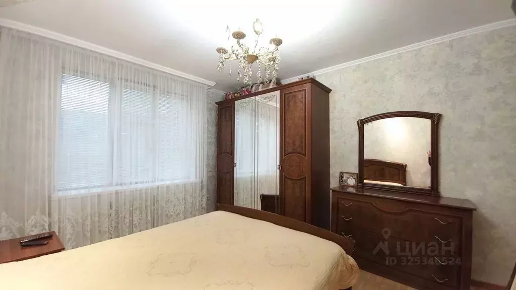 3-к кв. Кабардино-Балкария, Нальчик ул. Тарчокова, 28 (72.0 м) - Фото 0