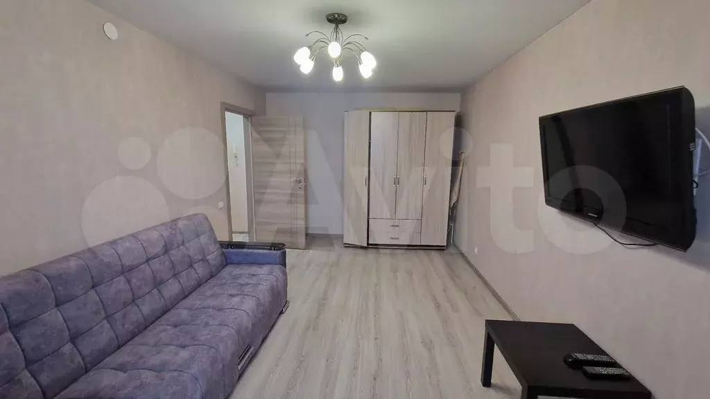 1-к. квартира, 38 м, 4/5 эт. - Фото 1