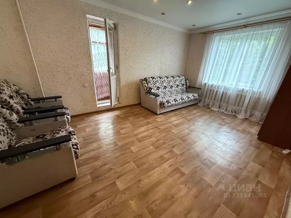 2-к кв. Северная Осетия, Владикавказ Московская ул., 42 (50.0 м) - Фото 1