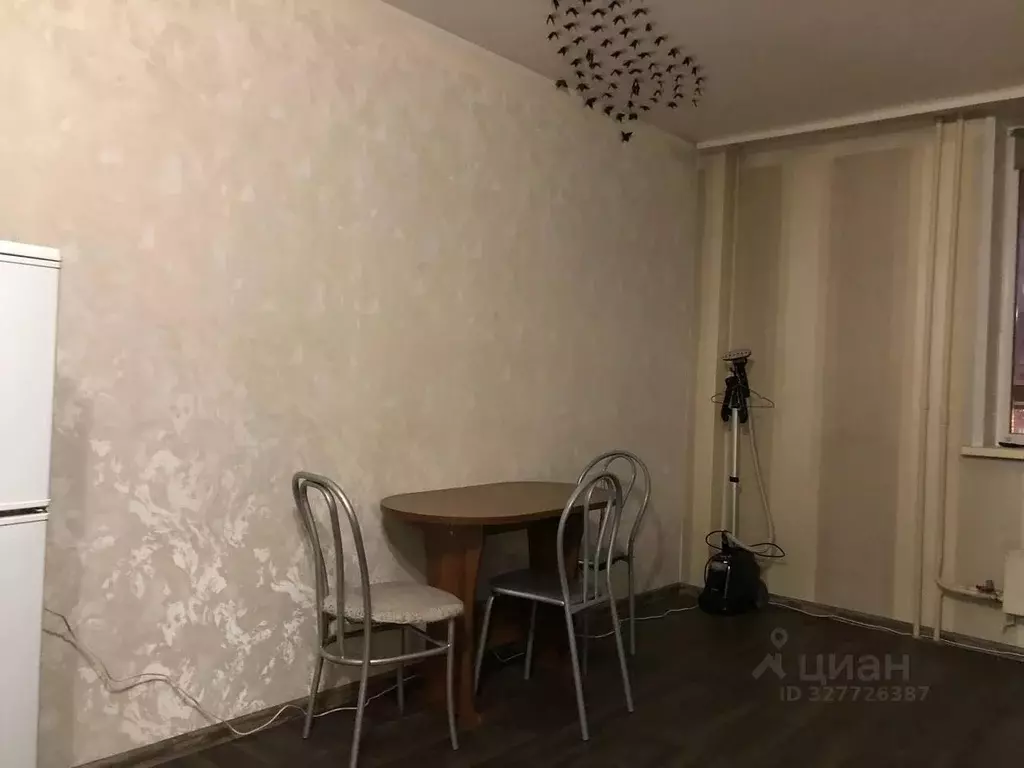 Комната Красноярский край, Красноярск ул. Карамзина, 18 (26.0 м) - Фото 2