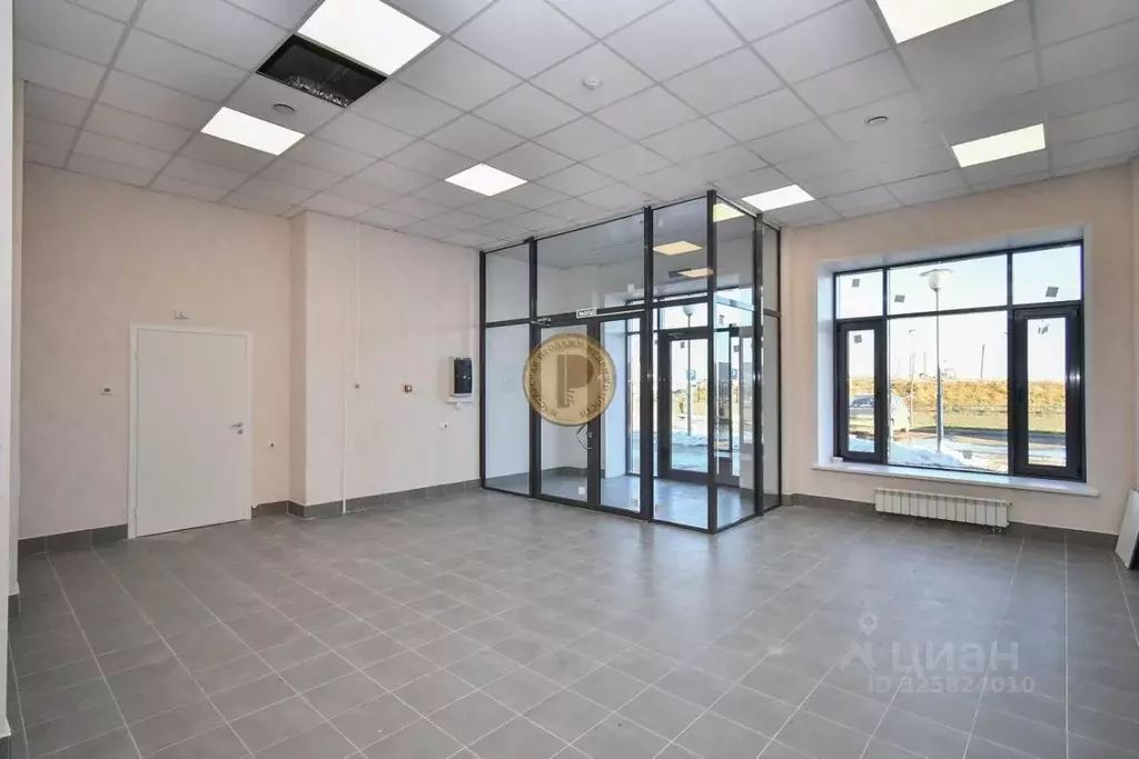 Помещение свободного назначения в Красноярский край, Красноярск ул. ... - Фото 1