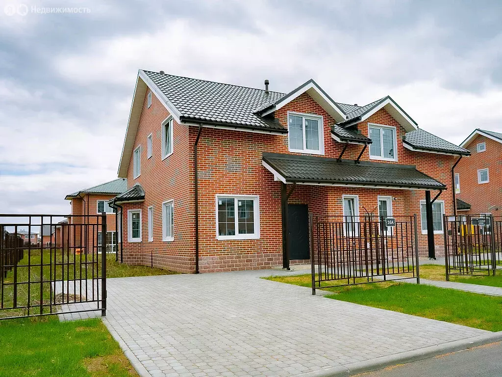 Дом в Агалатовское сельское поселение (124 м) - Фото 1