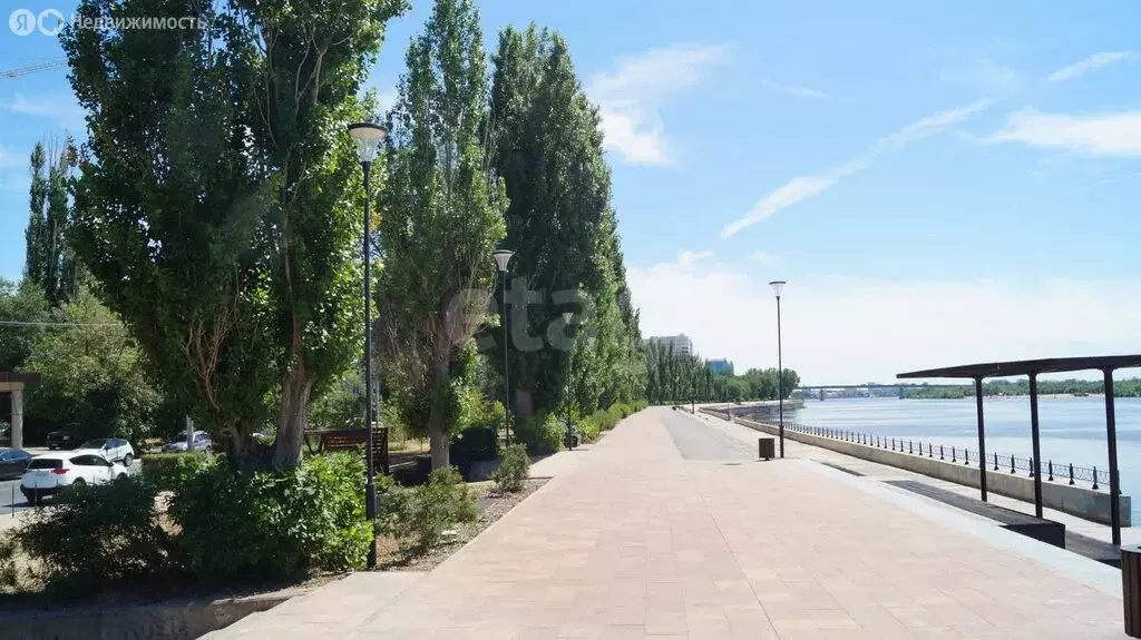 2-комнатная квартира: Астрахань, улица Латышева, 2/22 (53.9 м) - Фото 0