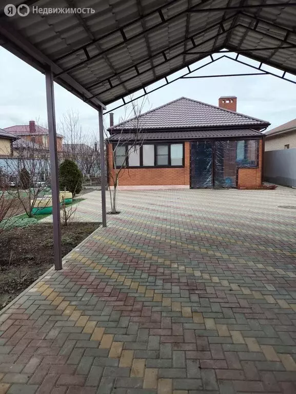 Дом в Азов, улица Ушакова (90 м) - Фото 2