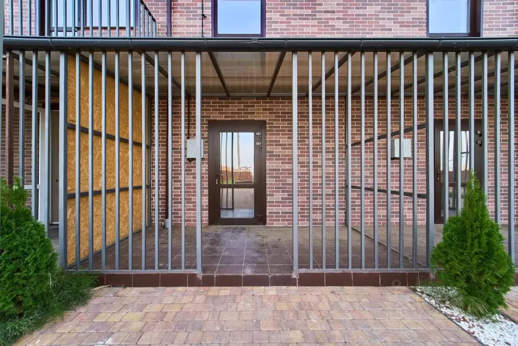 2-к кв. Адыгея, Тахтамукайский район, Старобжегокайское с/пос, Хомуты ... - Фото 2