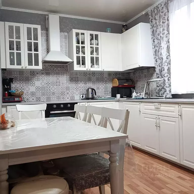 Дом в Башкортостан, Иглинский сельсовет, с. Иглино ул. Железнодорожная ... - Фото 1